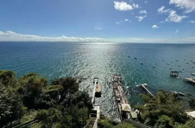 Corredor da vitória| 3 suítes | 165m² | 3 vagas | frente mar | andar alto | recém reformado |