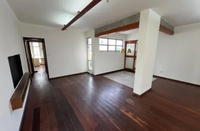 Pituba | 3/4, sendo 1 suite | 125m² | nascente | andar baixo | 2 vagas de garagem soltas