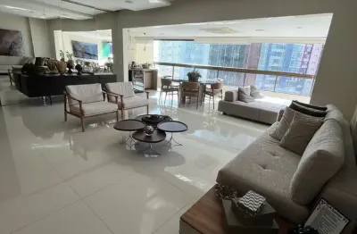 Apartamento com 3 quartos à venda na Avenida Sete de Setembro, 201, Vitória, Salvador