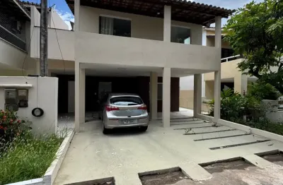 Casa térrea 3/4 sendo 2 suíte, recem reformado, toda no porcelanato.