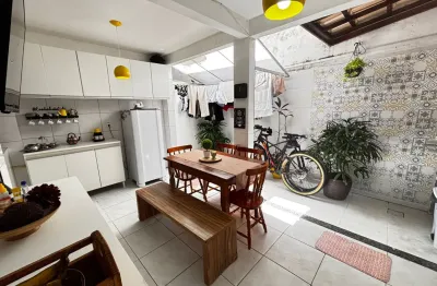 Village duplex stella maris,  3/4 comsuíte, espaço gourmet privativo.