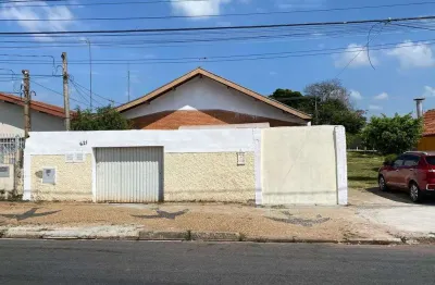 **casa com ótima localização! 4 quartos e 3 vagas em campinas**