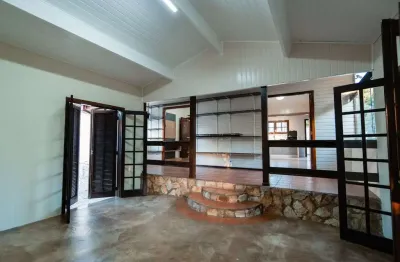 Seu refúgio em paulínia: chácara com piscina fechada, gramado e conforto total