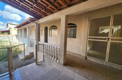 Casa com 3 quartos à venda no são luiz, betim  por r$ 470.000