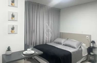 Kitnet / stúdio à venda na rua amazonas, água verde, curitiba, 18 m2 por r$ 290.000