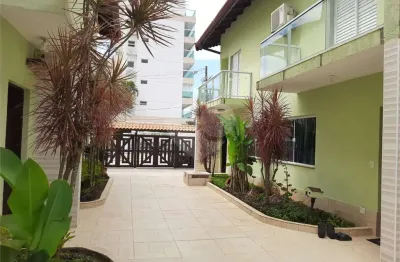 Casa em condomínio fechado com 3 quartos à venda na Rua Manoel Reis, 74, Maitinga, Bertioga