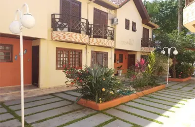 Casa em condomínio fechado com 2 quartos à venda no Maitinga, Bertioga 