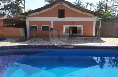 Casa com 3 quartos à venda no Centro, Bertioga 