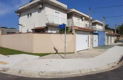 Casa com 2 quartos à venda na Rua Oswaldo Oliva, 323, Indaia, Bertioga