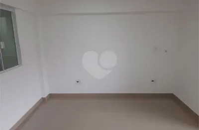 Sala comercial para alugar na Avenida Anchieta, Centro, Bertioga