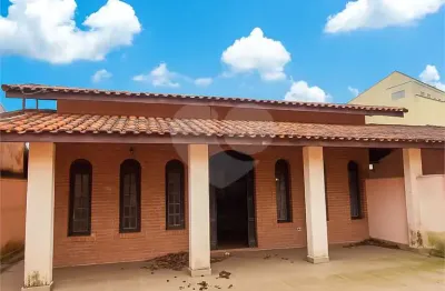 Casa com 4 quartos para alugar na Carlos Alessandro Muniz, Maitinga, Bertioga