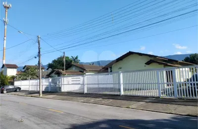 Casa em condomínio fechado com 2 quartos à venda na Aprovada 971, Maitinga, Bertioga