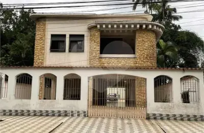 Casa com 4 quartos à venda no São Lourenço, Bertioga 