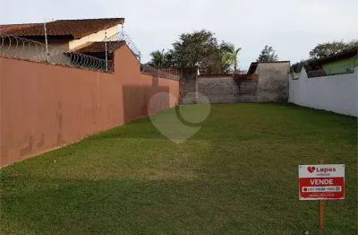 Terreno à venda na Guiomar Novaes, Indaia, Bertioga