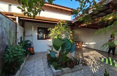 Casa com 3 quartos à venda no Centro, Bertioga 