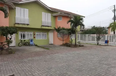 Terreno em condomínio fechado à venda na Rua Engenheiro Paulo Rubens Arieta Filho, 400, Maitinga, Bertioga