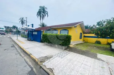 Casa comercial à venda na Rua Rafael Costabile, 529, Centro, Bertioga
