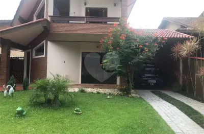 Terreno em condomínio fechado à venda no Centro, Bertioga 