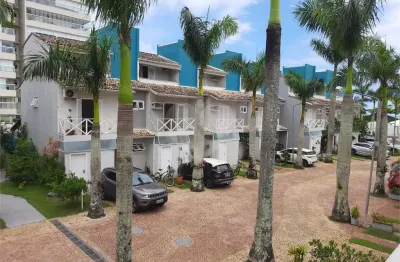 Terreno em condomínio fechado à venda no Maitinga, Bertioga 