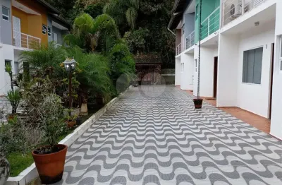 Terreno em condomínio fechado à venda no Indaia, Bertioga 