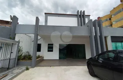 Prédio para alugar no Maitinga, Bertioga 