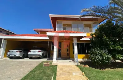 Casa à venda em condomínio com 4 quartos e 4 vagas de garagem | 271m² no esplanada do sol