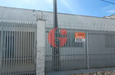 Casa comercial para locação com 03 quartos e 02 vagas de garagem - 130m² no bairro jardim bela vista