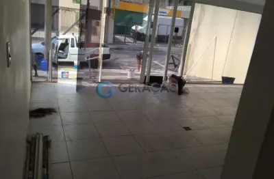 Ponto comercial para alugar na Rua Santa Clara, 224, Vila Adyana, São José dos Campos