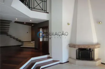 Sobrado em condomínio para venda com 4 quartos e 4 vagas de garagem com 410m² - bosque imperial
