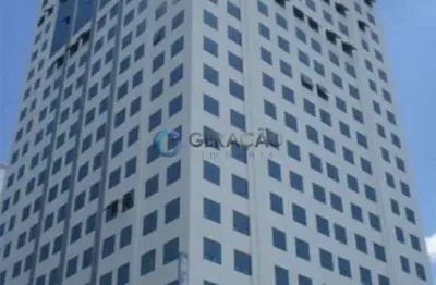 Sala comercial em condomínio de 43m² no jardim aqaurius