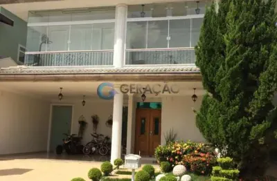 Sobrado em condomínio com 04 dorm. e 04 suítes- 369m² jardim aquarius