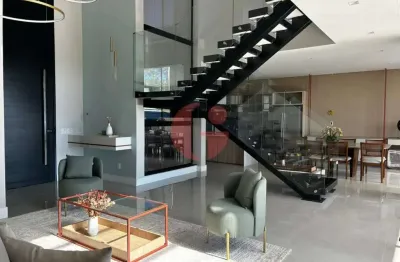 Casa ampla e moderna com 4 quartos e 2 suítes - 317m² com vista permanente no recanto santa barbara | jambeiro - sp