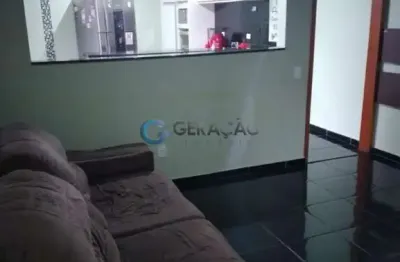 Casa para venda de 03 dorm. e 01 suíte - 100m² no residencial armando moreira righi