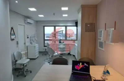 Sala comercial para venda e locação com 32,40m² no condomínio royal park - jardim aquarius