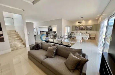 Sobrado em condomínio fechado de 04 dorm. e 03 suítes - 342,00m² no urbanova