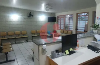 Casa comercial para venda com 9 salas e 6 vagas de garagem com 208,70m² - vila adyanna