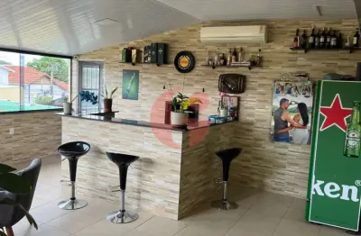 Duas amplas casas e ponto comercial à venda ou locação na região central | jardim bela vista