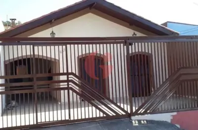 Casa térrea para venda com 2 quartos e 4 vagas de garagem - 80m² no bairro jardim ismênia