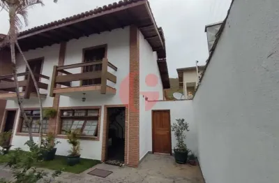 Sobrado para venda com 02 quartos e 01 vaga de garagem - 90m² bairro prainha em caraguatatuba