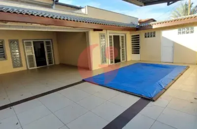 Casa alto padrão à venda - 280 m² - 3 dorms (2 suites)