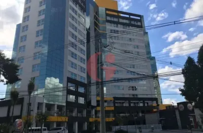 Sala comercial à venda com 35,37 m² e com 01 banheiro- no bairro centro