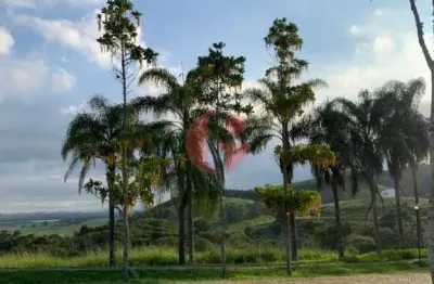 Terreno residencial em condomínio fechado espelho d´água com 1.677,23 m²