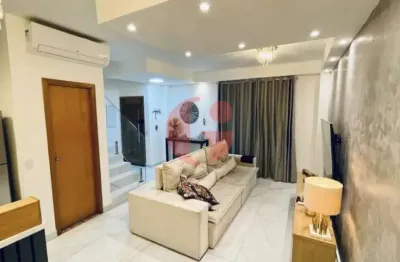 Sobrado em condomínio fechado com 3 quartos sendo 1 suíte - 223,63m² no bairro urbanova