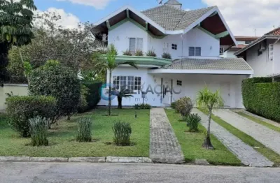 Sobrado em condomínio para locação com 4 quartos e 4 banheiros - 300m² no jardim das colinas