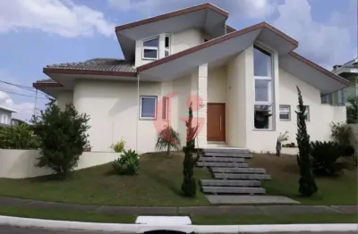 Casa térrea à venda em condomínio com 3 quartos sendo 1 suíte- 218,94m² caçapava