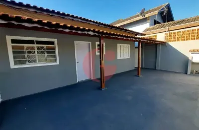 Casa térrea para venda com 2 quartos e 5 vagas de garagem - 100m² no bairro jardim oriente