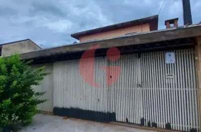 Casa para locação com 3 quartos sendo 1 suíte- 150m² Jardim Satélite