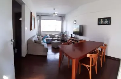 Apartamento à venda com 3 quartos e 1 vaga de garagem - 86 m² no bairro Centro