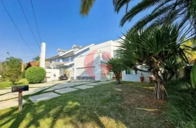 Sobrado para venda e locação de 4 suítes com 330m² de área construída no bairro Esplanada do Sol