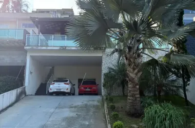 Casa em condomínio fechado com 3 quartos para alugar no Jardim Piatã A, Mogi das Cruzes 